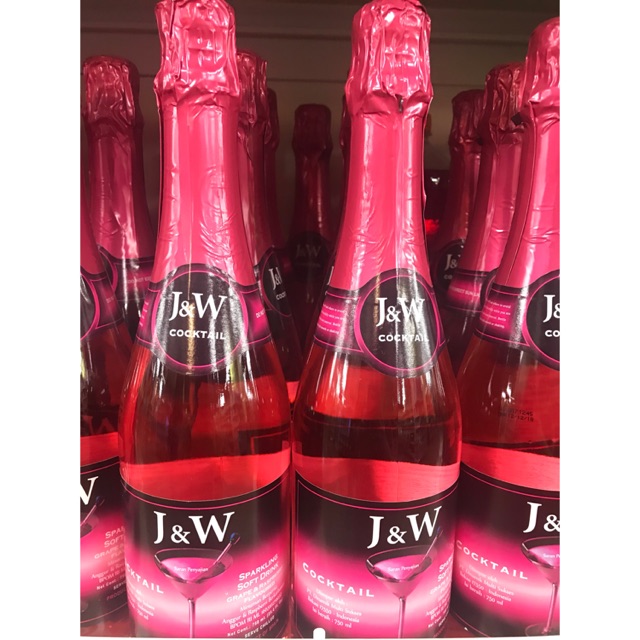 J&W SPARKLING GRAPE AND RASBERRY COCKTAIL (NON ALKOHOL)