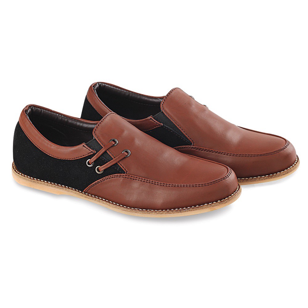 Sepatu Pantofel Pria Blackkelly LAY 232