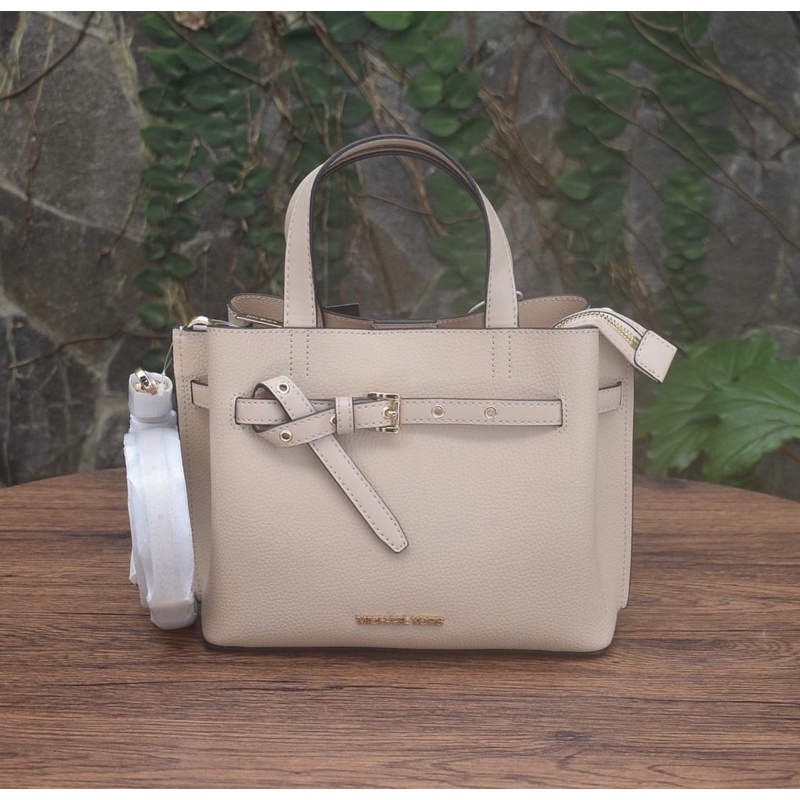 MK EMILIA SMALL SATCHEL BUFF