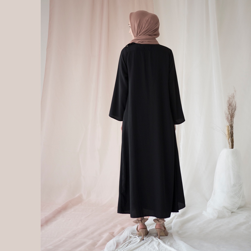 Aura by Aska Label - Gamis crepe lengan panjang, busui friendly, details drape warna Hitam, Offwhite, Taupe, Raspberry