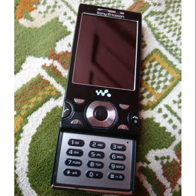 Sony Ericsson w995i progresif black original Mulus normal Walkman phone