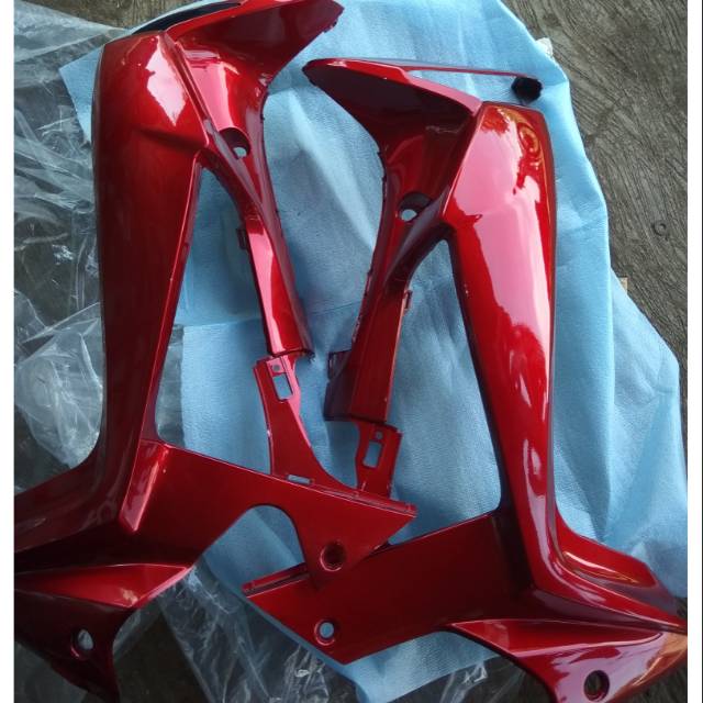 Sayap Supra X 125 Batman warna merah maroon
