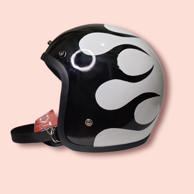 Helm Slim Head Motif Api Putih Hitam