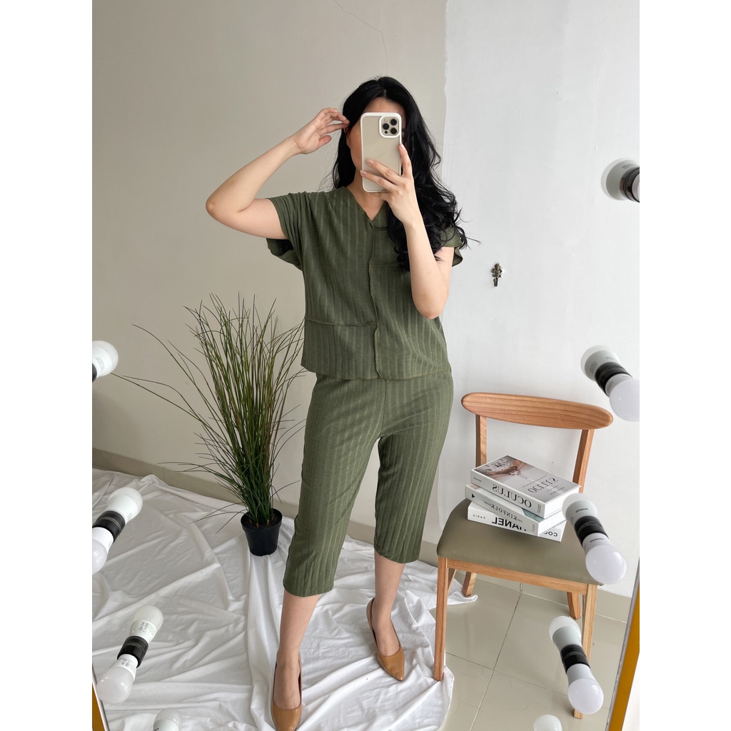 Luvanichouse - Montreal Topbottom Set-4