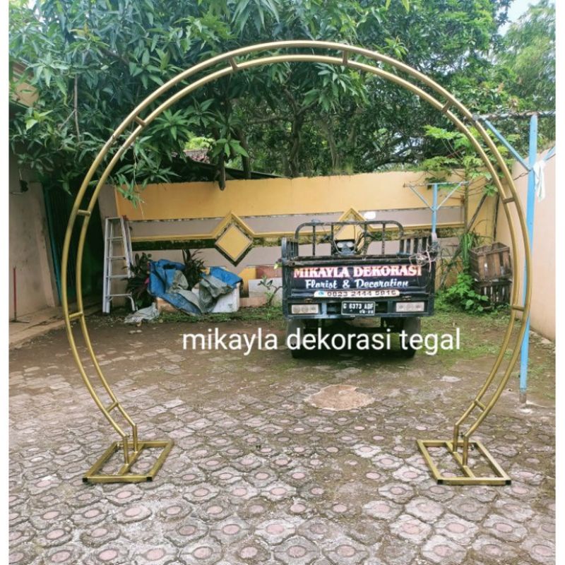 BACKDROP GATE WEDDING / BACKDROP SETENGAH LINGKARAN