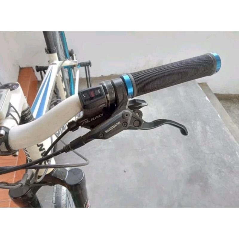 Fullbike Sepeda MTB Giant ATX Pro Fork Trigon Carbon Groupset Shimano 3 x 9 Speed