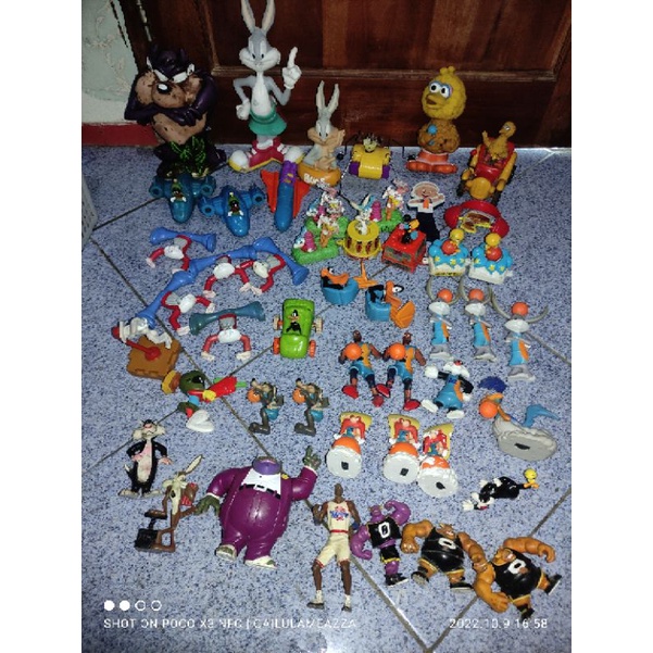 22-10-2025 Figure McD Happy Meal Bugs Bunny Space Jam Warner Bros
