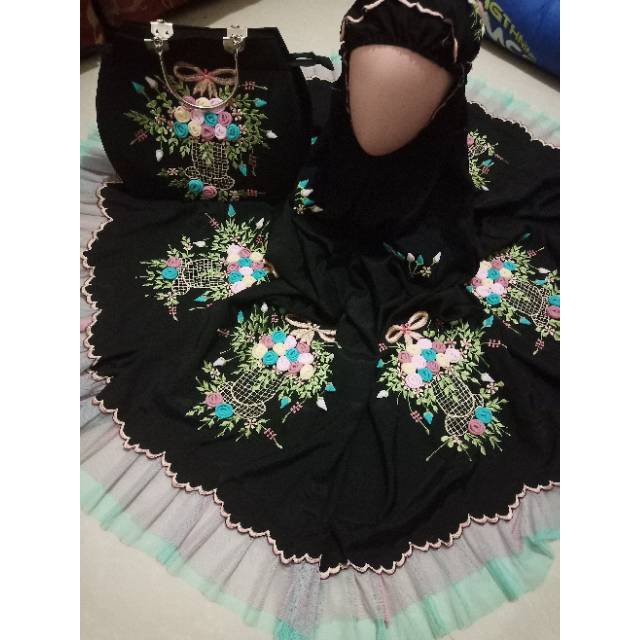 mukenah bucket Shopee Indonesia mukenah bucket Shopee Indonesia