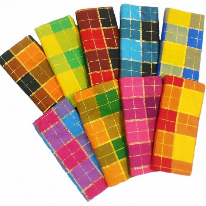 Kain Bugis Makasar / Sarung Baju Bodo / Kain Tenun Kotak Makasar