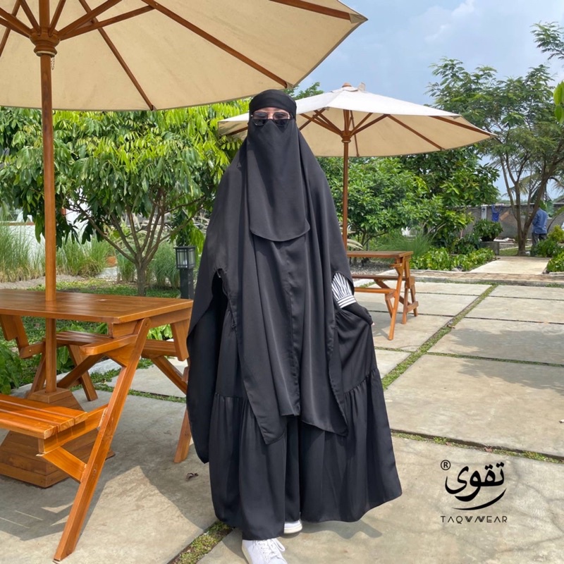 GAMIS SET MONOKROM BY TAQWAWEAR