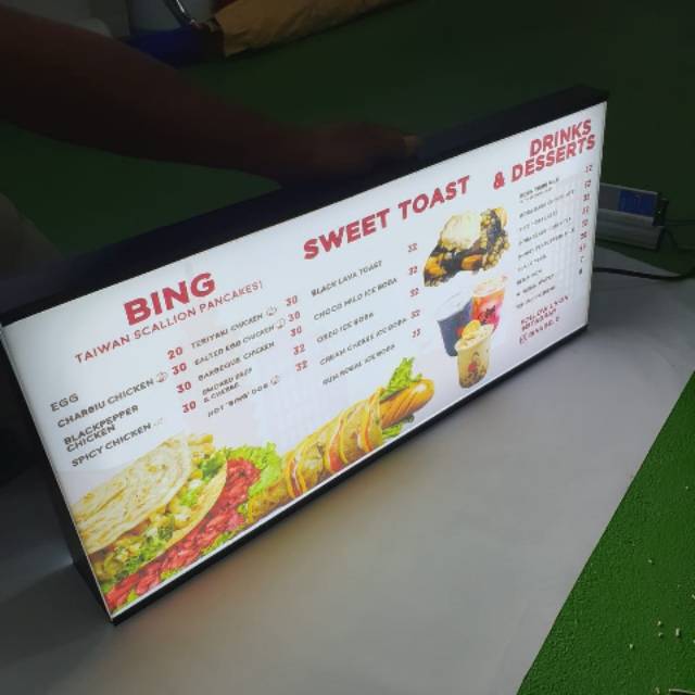 

Neon box menu ukuran 30×70 cm