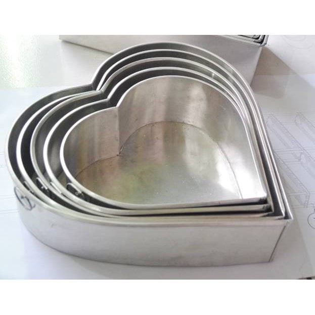 Loyang Bolu Hati Loyang Love Set isi 5