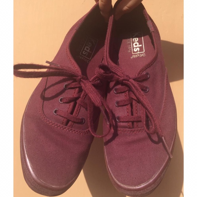 Keds shoes maroon.