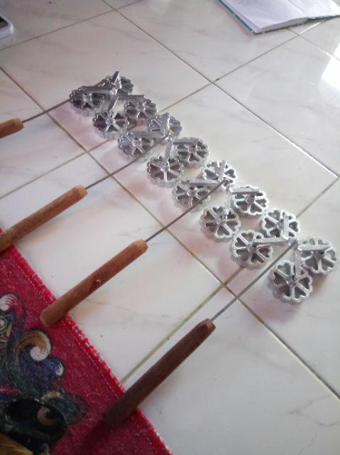 Paket Bunga Gandeng Jumbo - Cetakan Kembang Goyang