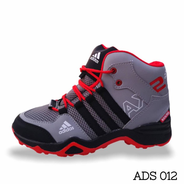 Rmss sepatu gunung pria adidas - Merah, 38 mrh