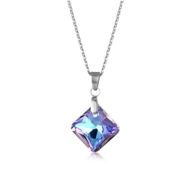 Segar dan bergaya square liontin stainless steel geometris kalung pendek wanita sederhana K9 Crystal