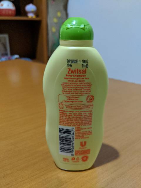 Zwitsal Baby Shampoo Aloe Vera, Kemiri &amp; Seledri 100ml