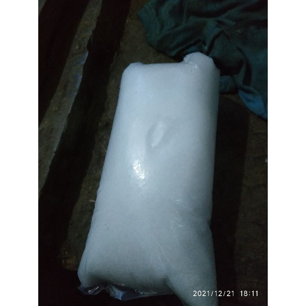 Urea putih/ Nitrea