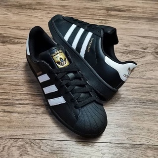 superstar shoes core black