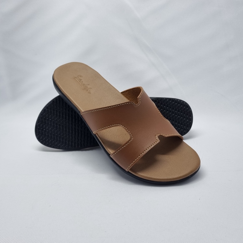 SANDAL WANITA SELOP 301 HITAM.SANDAL FLAT WANITA.SANDAL RUMAH.SANDAL SANTAI.SANDAL KASUAL.SANDAL WANITA INDOOR OUTDOOR.SANDAL WANITA NYAMAN DAN ELEGAN