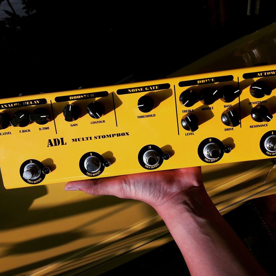 efek gitar analog multi stompbox