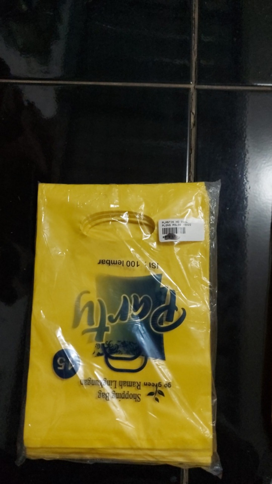 Plastik Hd Oval Plong Polos 15 X 22 ( 100 Pcs )