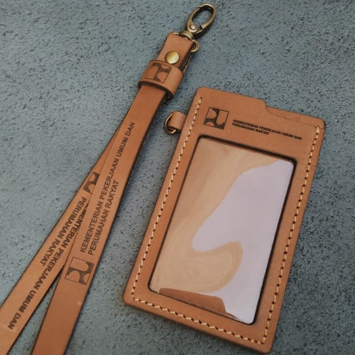 

GANTUNGAN ID CARD HOLDER | CUSTOM NAMA & LOGO - CH TAN