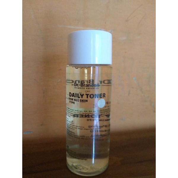 Dr Brandon AHA, BHA, VITAMIN C Daily Toner