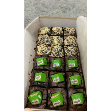 

Brownies Medium - Customized topping