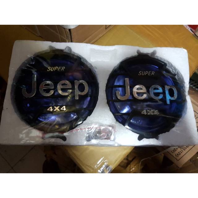

Lampu jeep 4x4(untuk pemilihan wrna silahkan ketik dikolom pesan)sedia warna kaca biru,bening,kuning