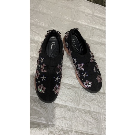 preloved sepatu dior