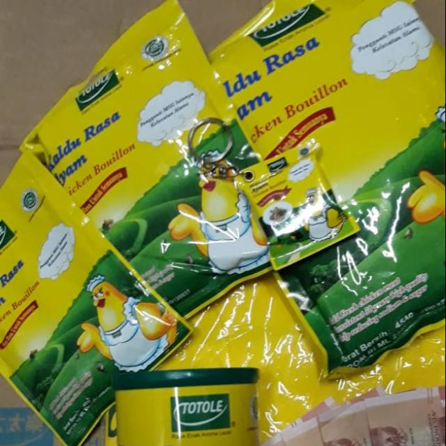 

Pembelian 12 bungkus harga grosir Totole kaldu ayam ukuran 100 gram / gr halal