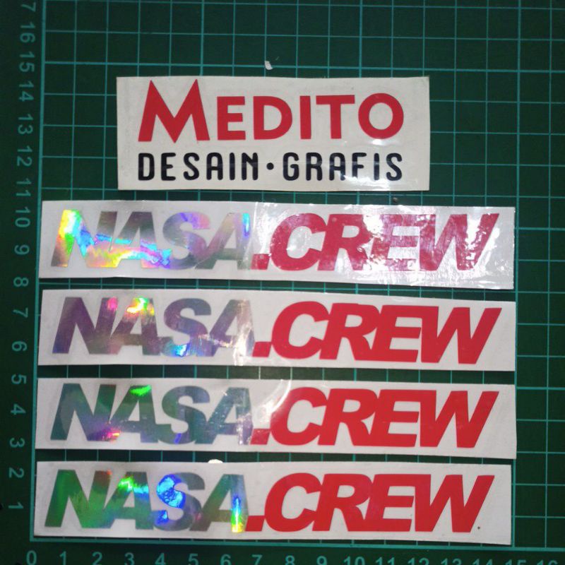 Sticker Cutting Nasa Crew