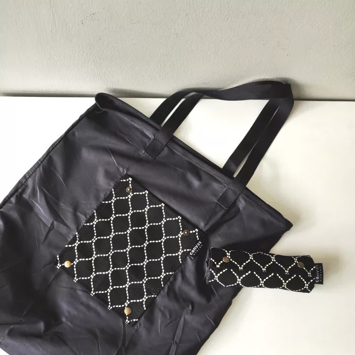 

Roll Shopping Bag M Infinity Black Canvas Living