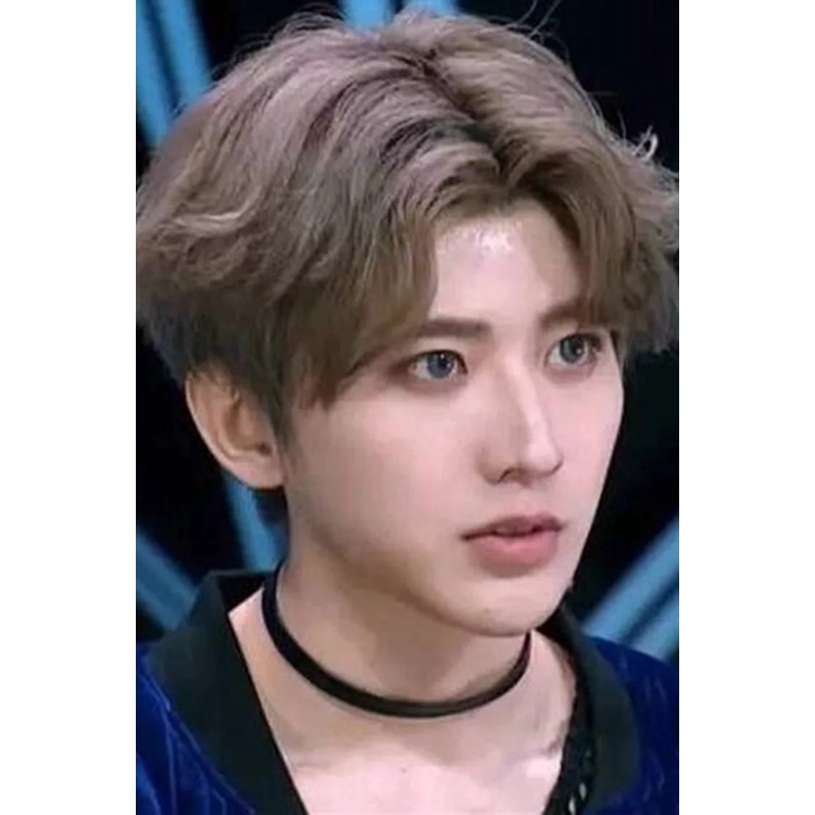 T507 Idol produsen Cai Xukun gaya yang sama hitam Chyer pria dan wanita pendek kalung populer orname