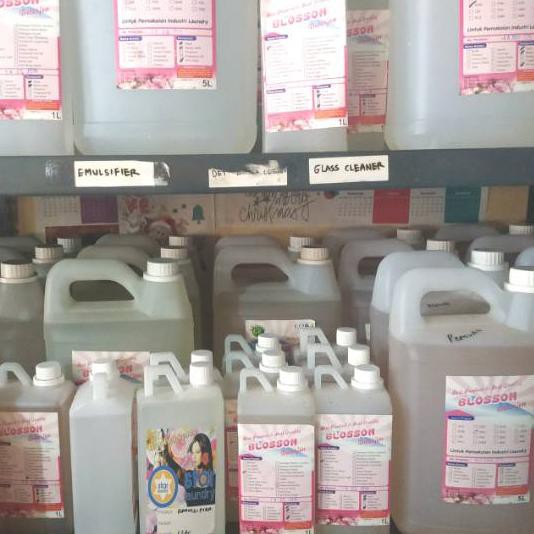 Oxyboost Oxy Boost Pembersih Noda Berat Darah Jamur Luntur / Pembersih Oli dan Grease