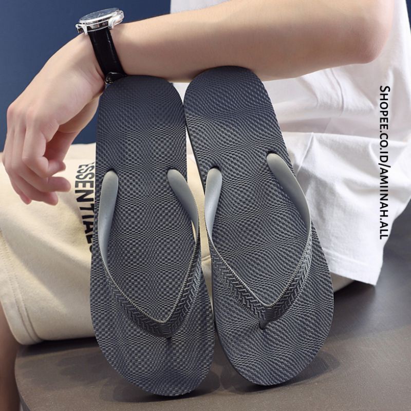 Sandal Jepit Musim Panas Pria Tide Anti Selip Deodoran Pria 2022 Baru Pakaian Luar Ruangan Sandal Clip-On Pria Sandal Jepit