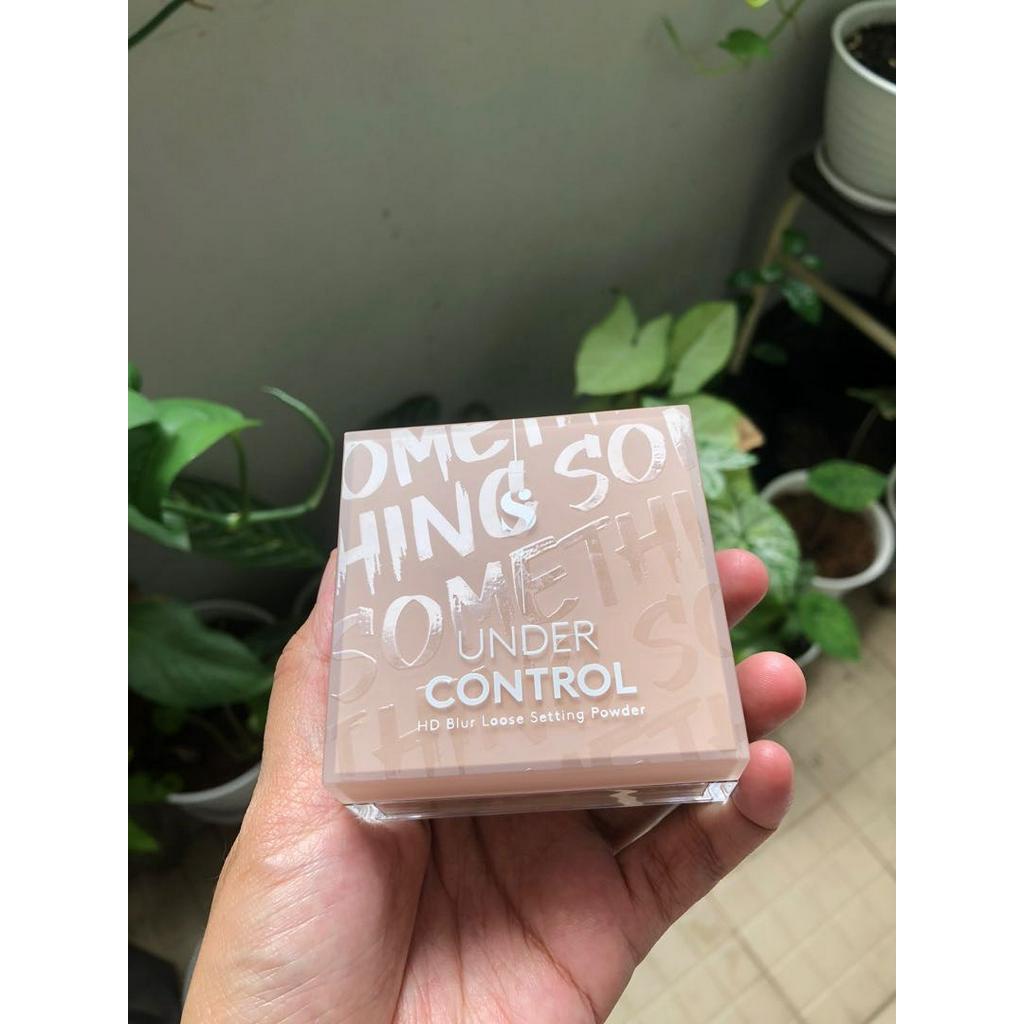 SOMETHINC Under Control HD Blur Loose Powder - Bedak Tabur