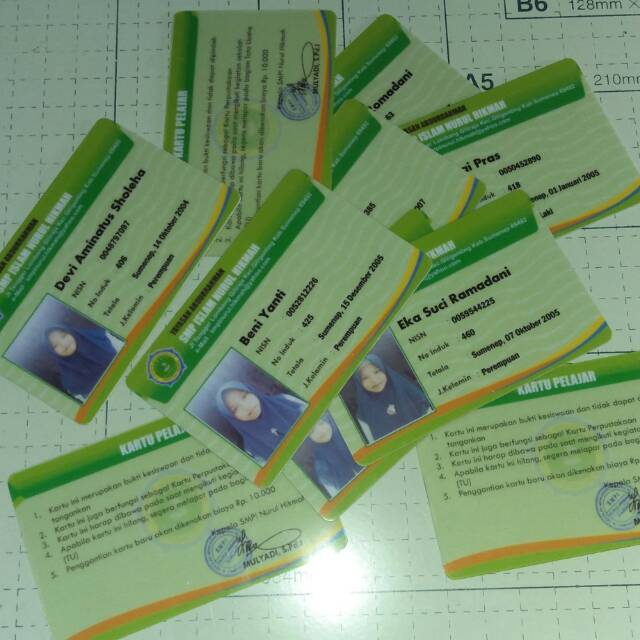 

Kartu Siswa Kartu Pegawai Tebal Seperti KTP