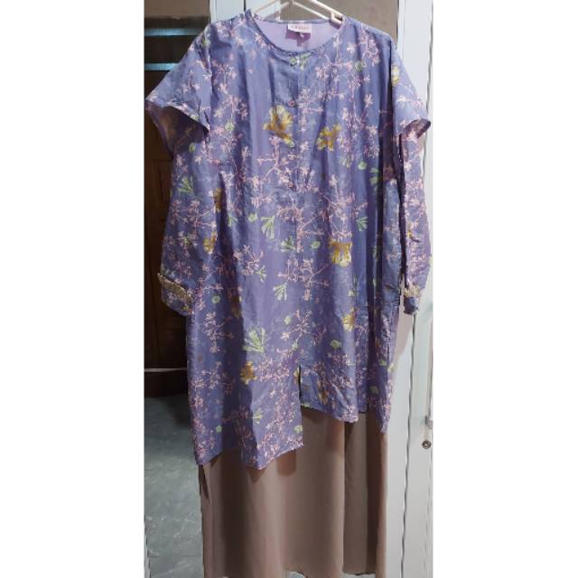 Preloved zenith dress size L/XL by RiaMiranda