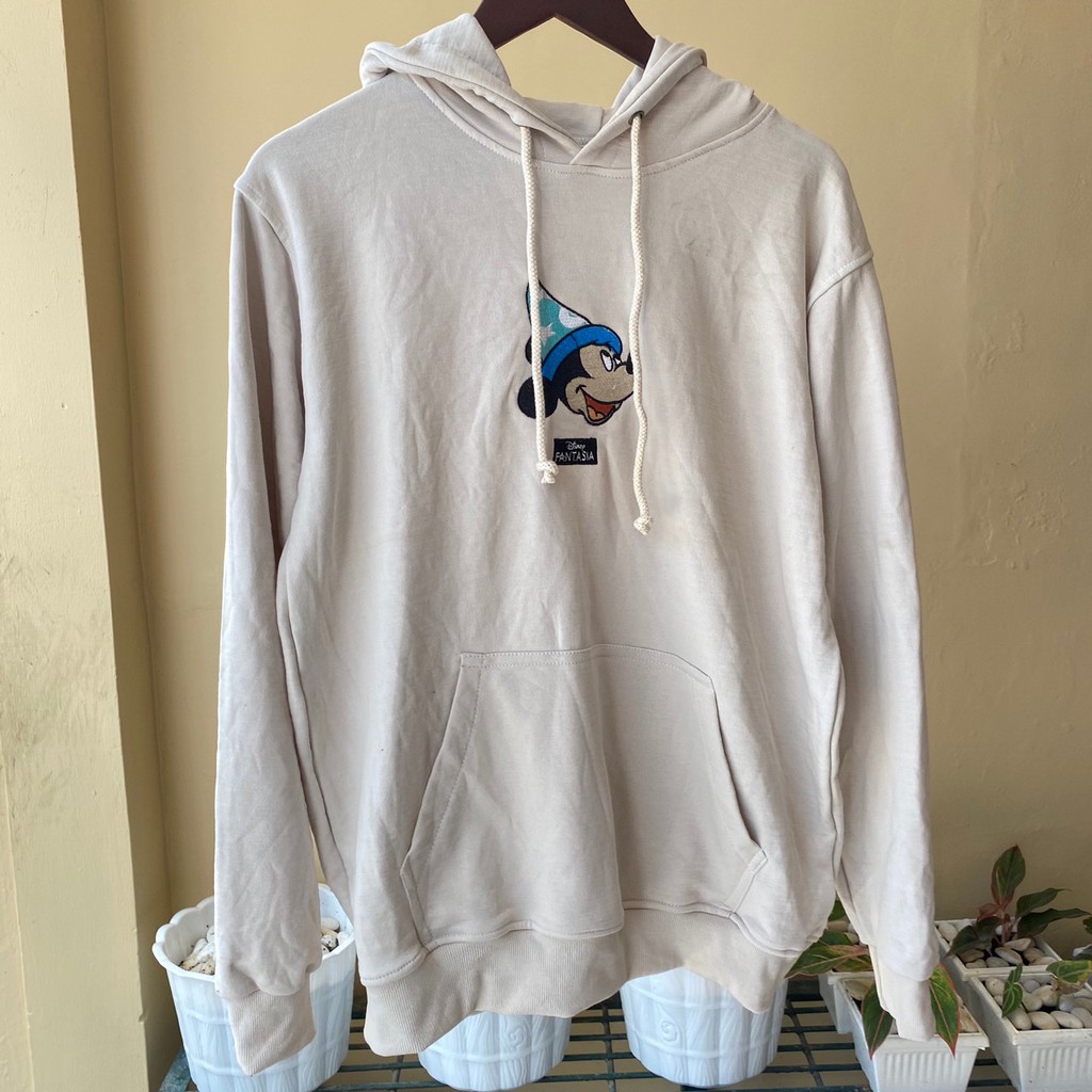 h&m fantasia hoodie