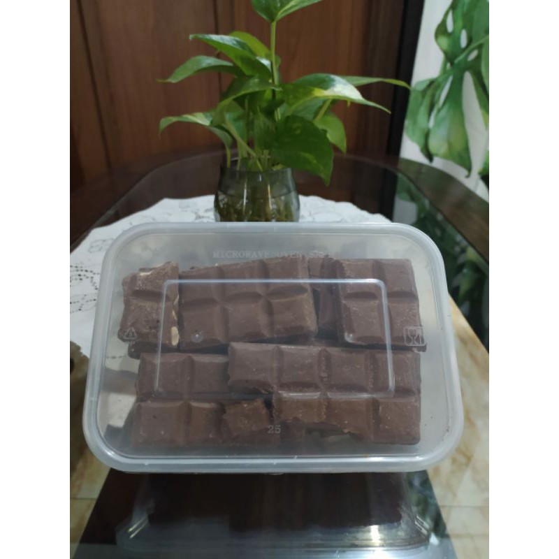 

coklat patahan pesanan khusus