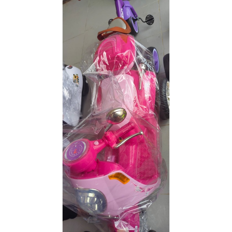 Junior Motor Aki Scoopy / Skuter Anak Pink TR1401