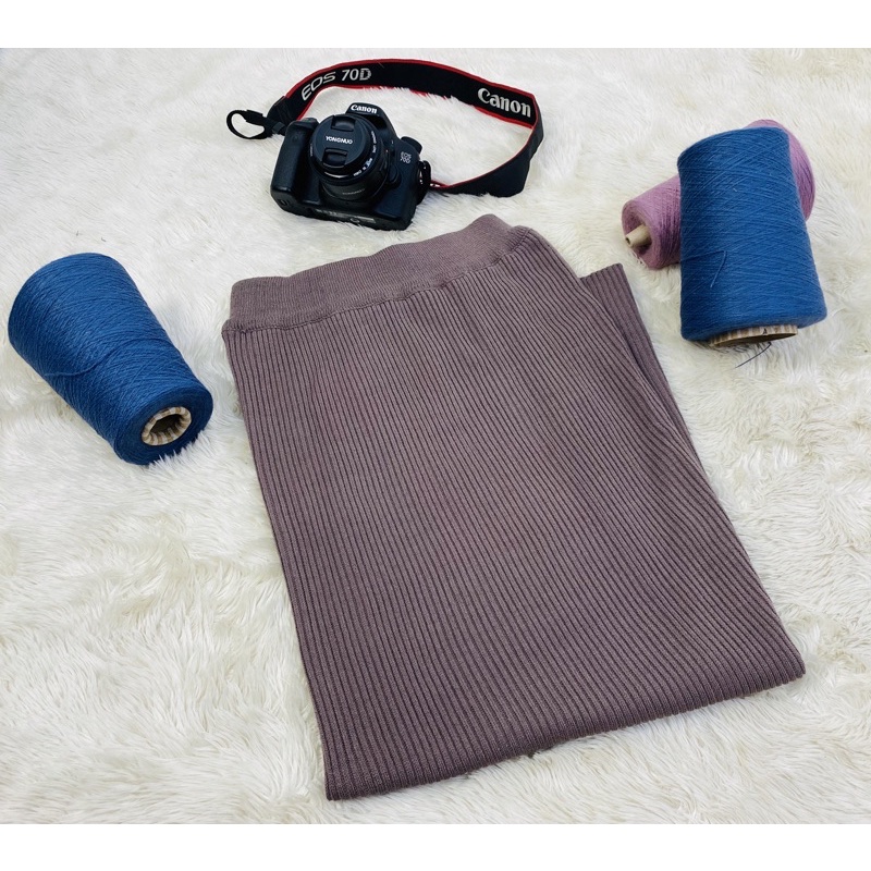 ROK SPAN RAJUT PREMIUM TEBAL KNIT KNITTED RAJUTAN SPAN ROK CARDIGAN ROK PANJANG WANITA /Rok span panjang/rok span rajut premium/rok span knitted/rok/rok wanita panjang/rok span hitam/rok plisket/rok plisket premium/rajut/cardigan/knit/knitted-BURGUNDY