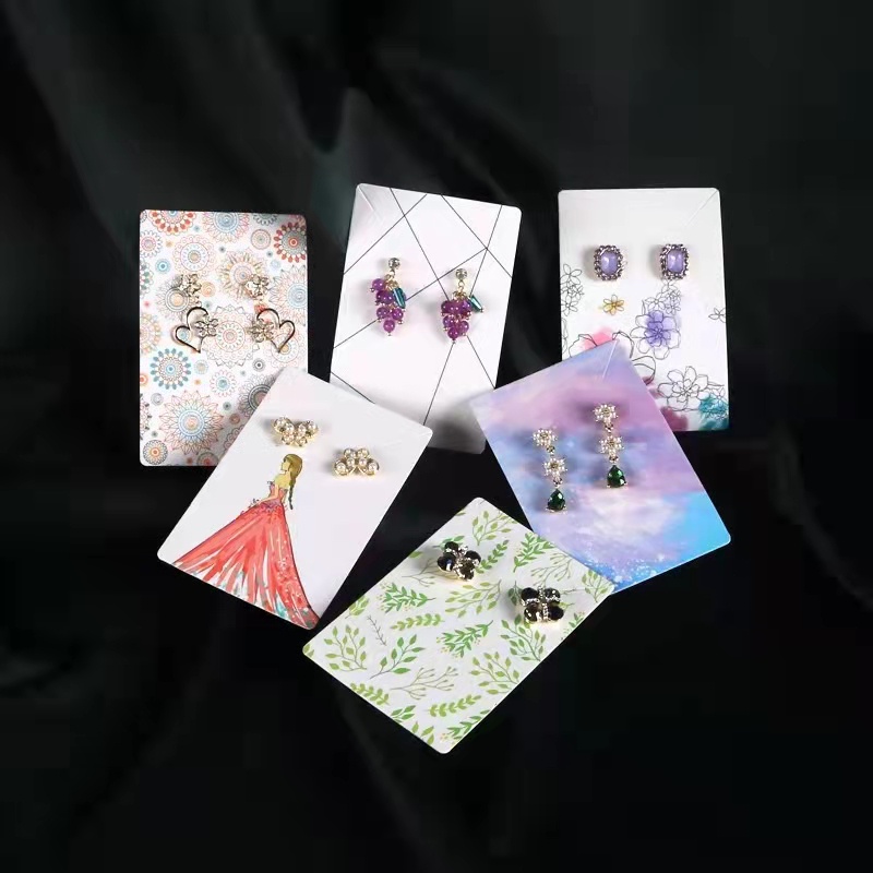 Katalog kertas anting / earring tag Ukuram 5x7cm Harga/100Pc