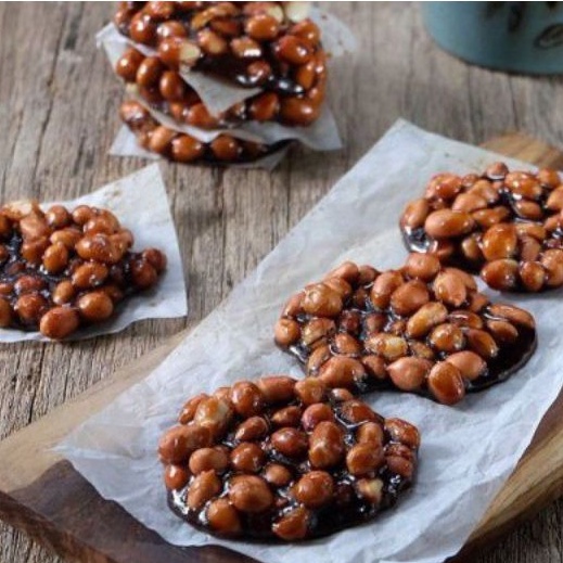 

Kembang Gula Kacang / Angleng Kacang