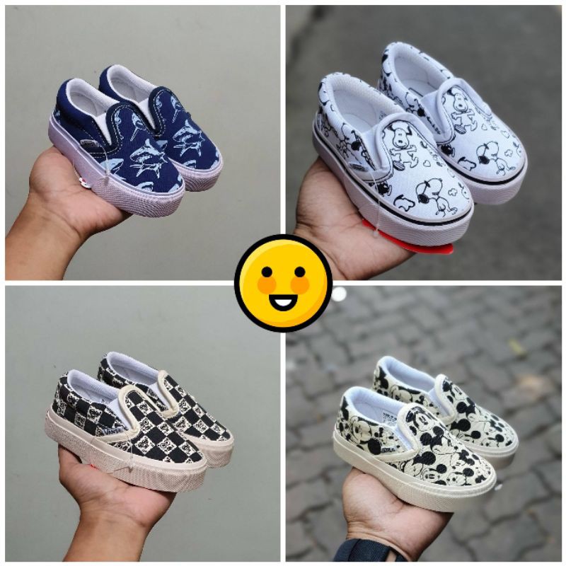 SEPATU SLIP ON ANAK VANS MOTIF KARAKTER LUCU SEPATU GAMBAR KARTUN SEPATU ANAK SLIP ON VANS ANAK
