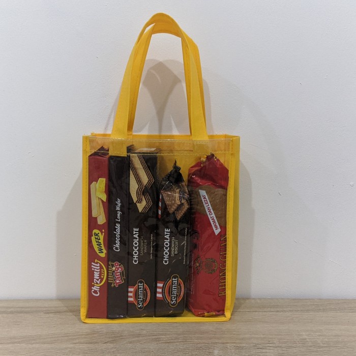 

PROMO Tas spunbond mika kecil| Goodiebag|Tas sembako,ulang tahun - Kuning