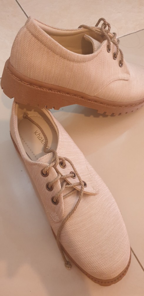 Khakikakiku Mia Rosewood