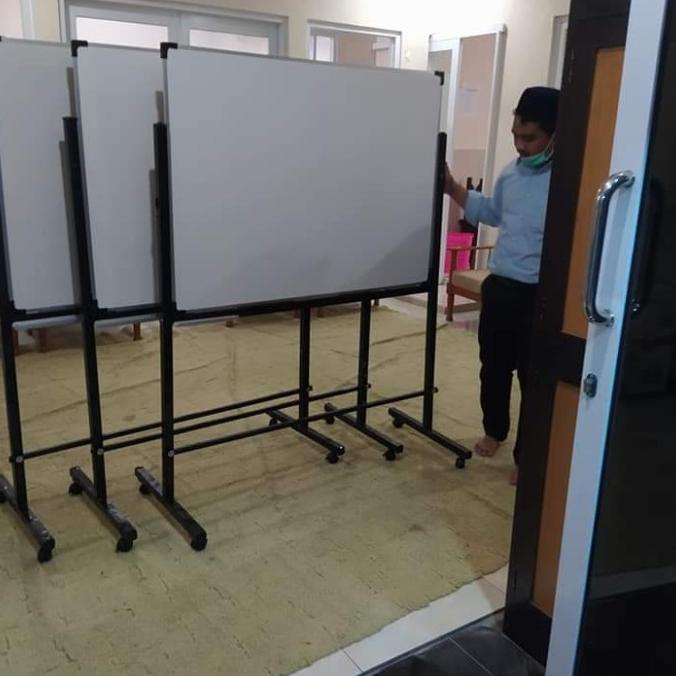 

papan tulis standing 90 x 120